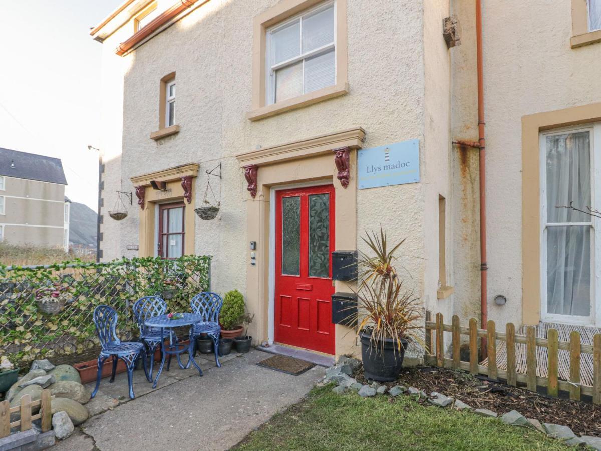 Apartmán Llys Madoc, First Floor Flat Penmaen-mawr Exteriér fotografie