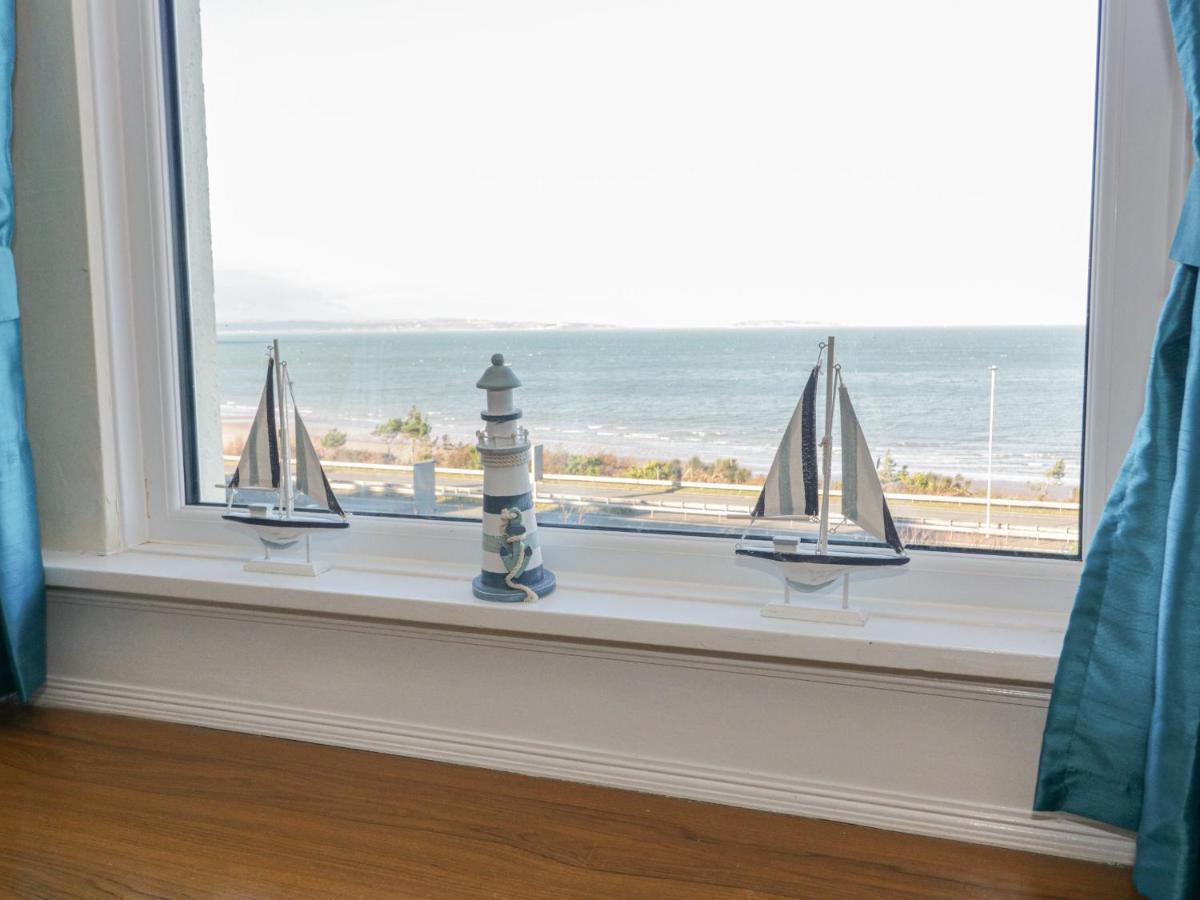 Apartmán Llys Madoc, First Floor Flat Penmaen-mawr Exteriér fotografie
